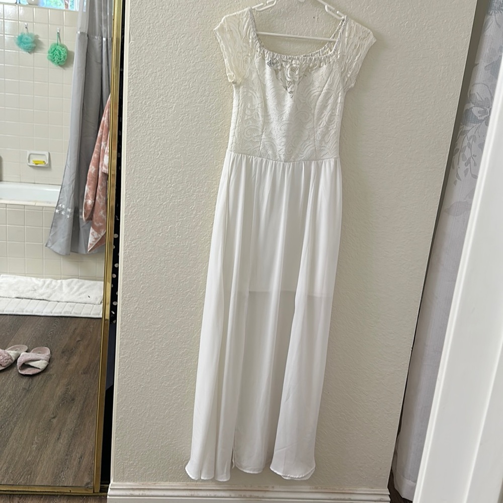 Maxi white dress from Bebe